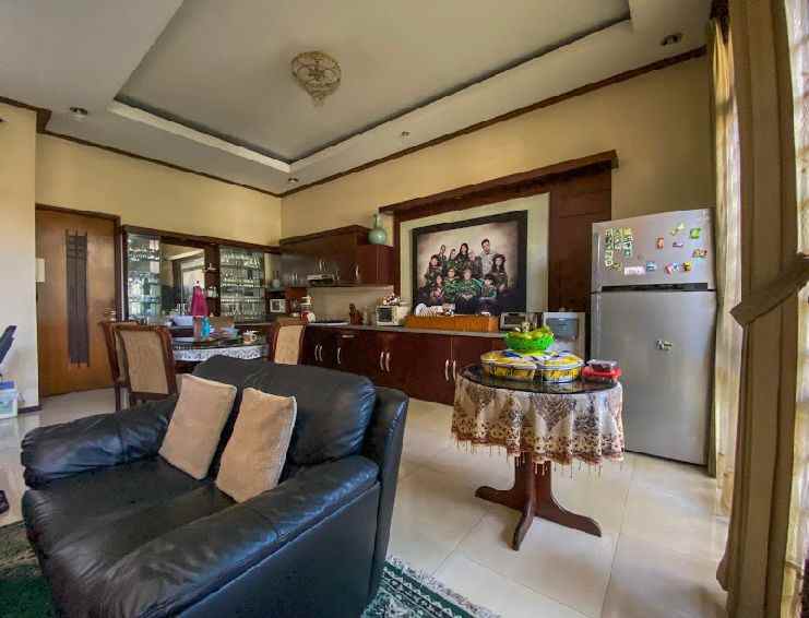 dijual rumah turangga buah batu 7 5 m nego