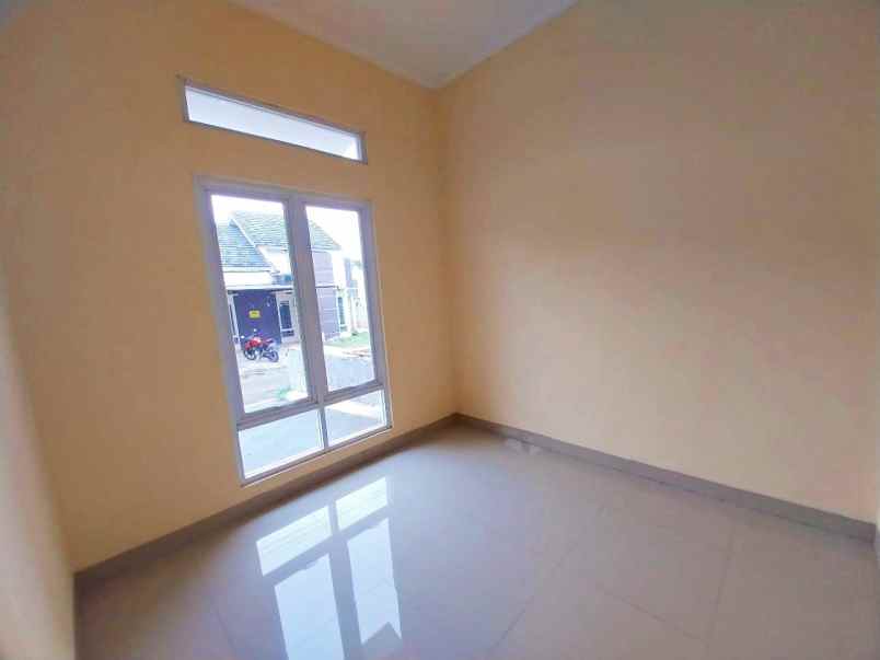 dijual rumah type anggrek 40 84