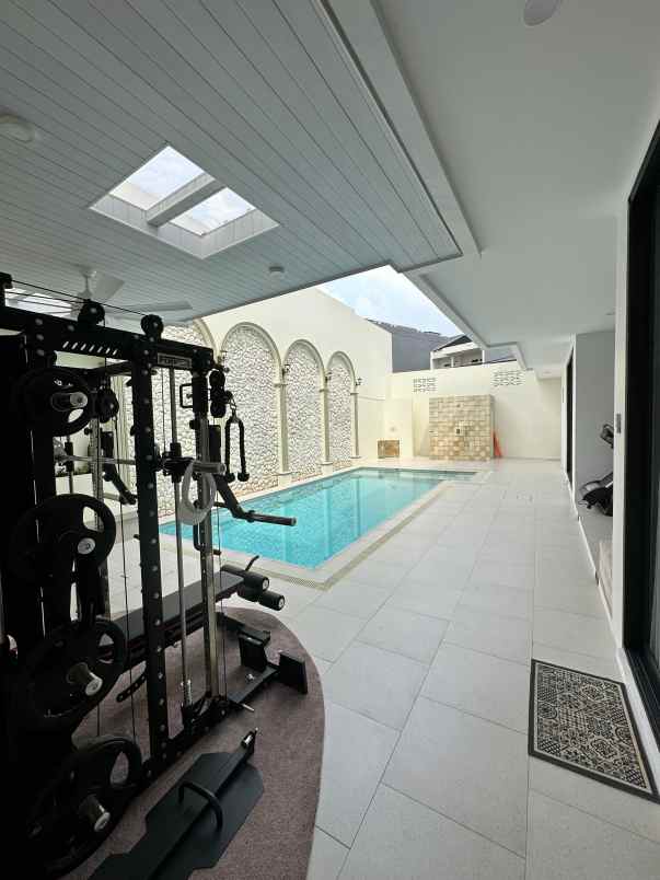 dijual rumah veteran bintaro