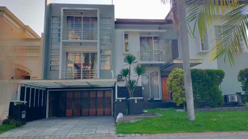 dijual rumah vila bukit regency 1