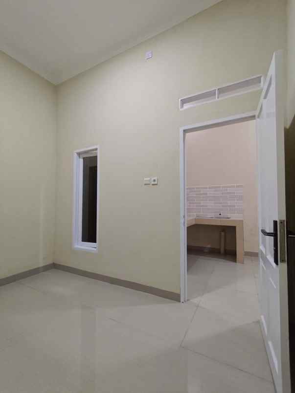 dijual rumah villa gading harapan 3