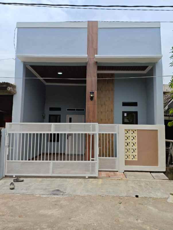 dijual rumah villa gading harapan 3