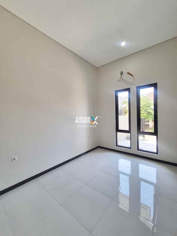 dijual rumah villa kalijudan