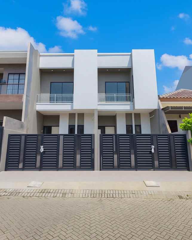 dijual rumah villa kalijudan indah