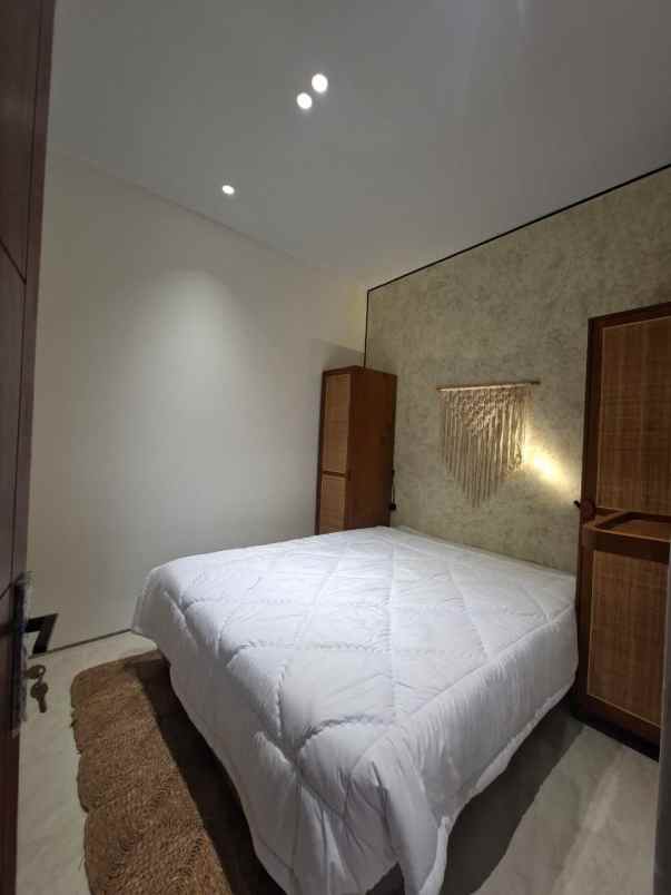 dijual rumah waru bogor