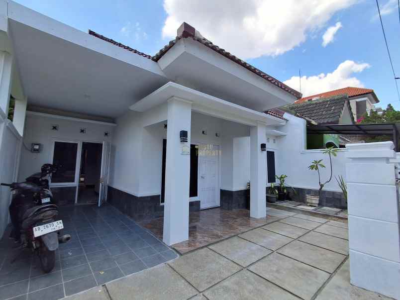 dijual rumah wedomartani ngemplak