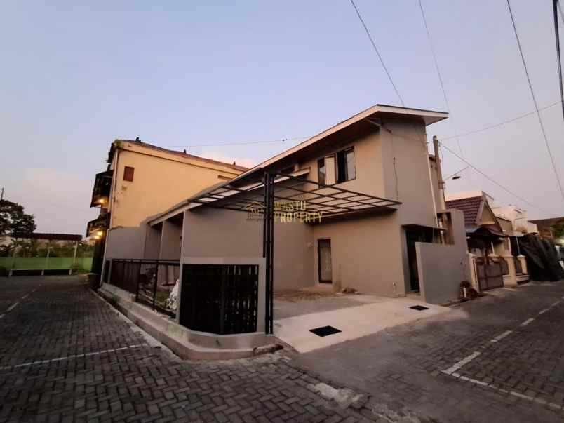 dijual rumah wedomartani ngemplak
