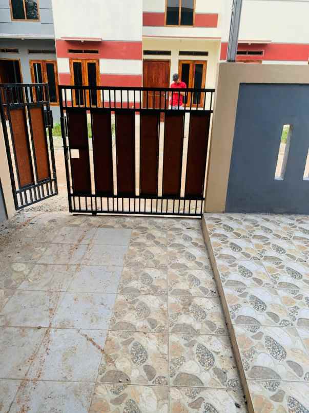 dijual rumah westland park batok kec