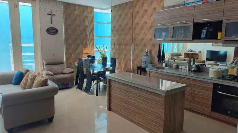 dijual rumah wisata bukit mas
