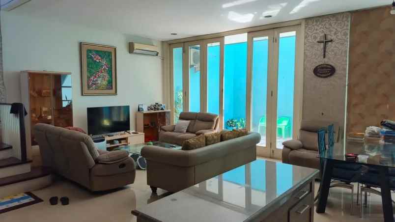 dijual rumah wisata bukit mas