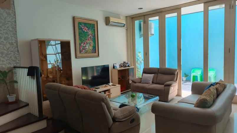 dijual rumah wisata bukit mas