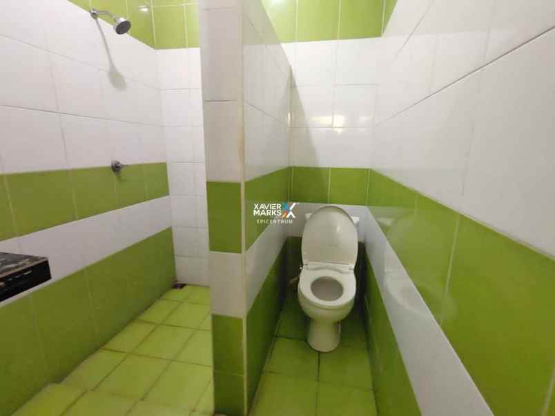 dijual rumah wisma lidah kulon