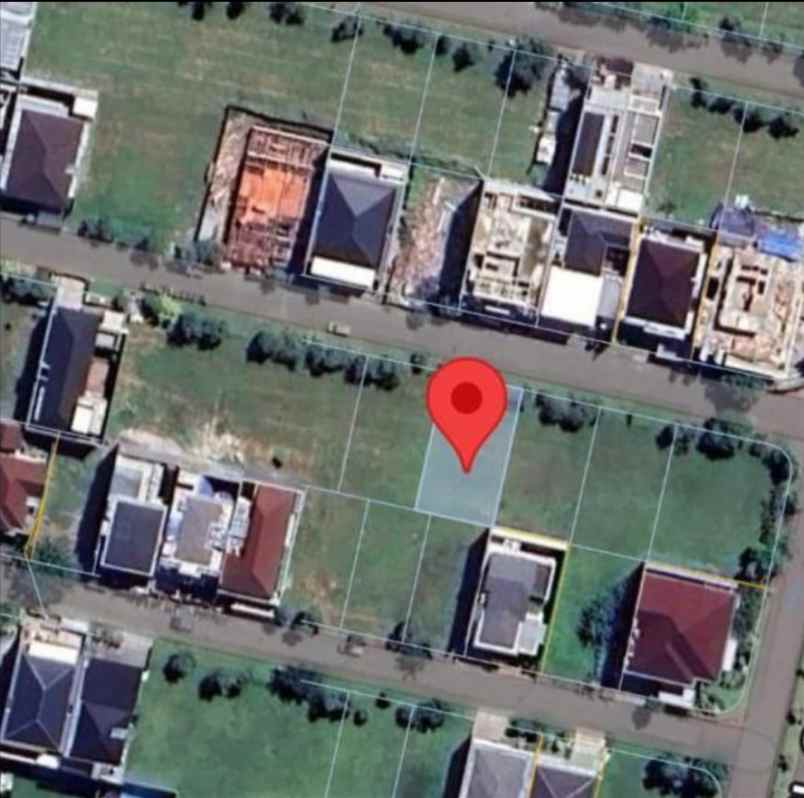dijual tanah jalan pakuwon indah