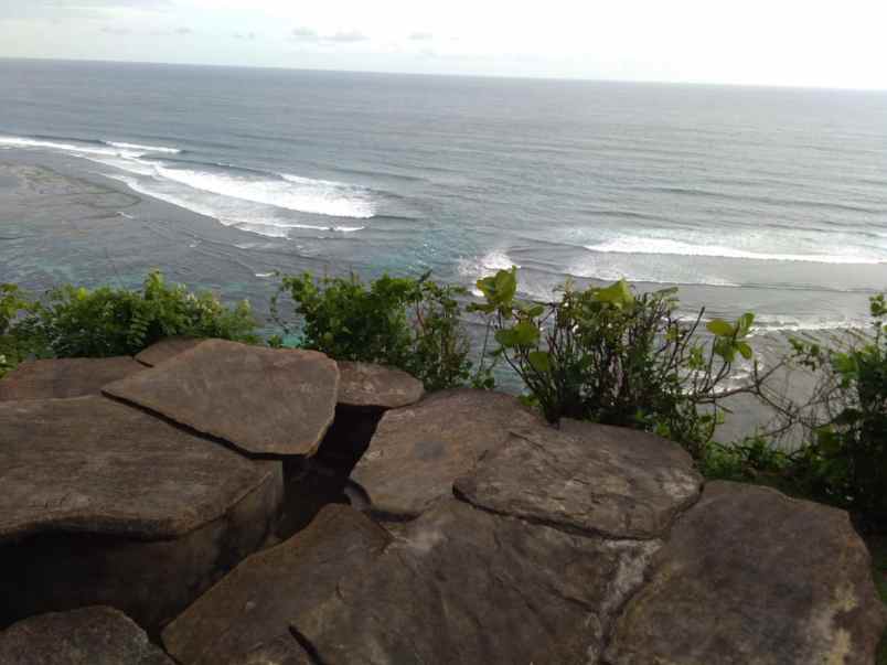 dijual tanah jl pura batu pageh