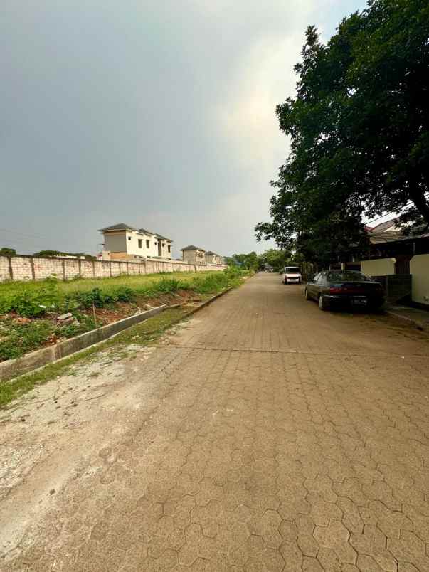 dijual tanah jl tampak siring raya