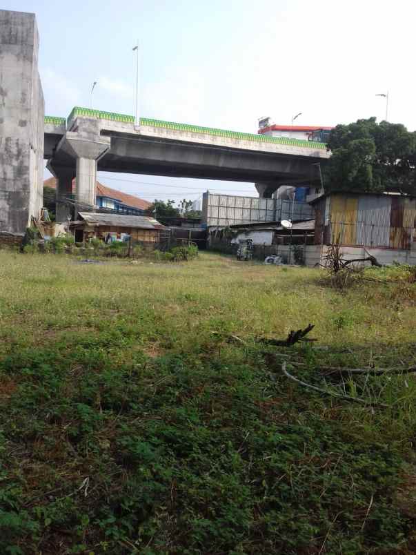 dijual tanah jl wolter monginsidi