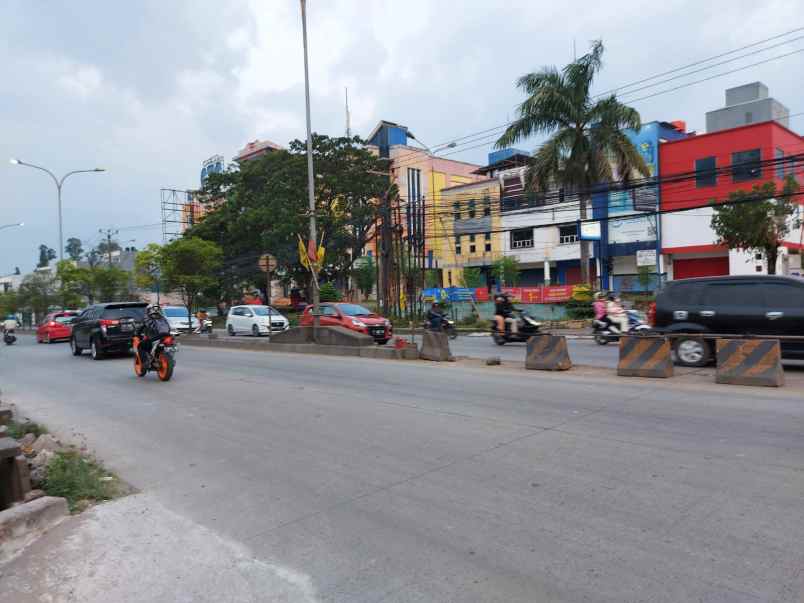 dijual tanah komplek mega surya