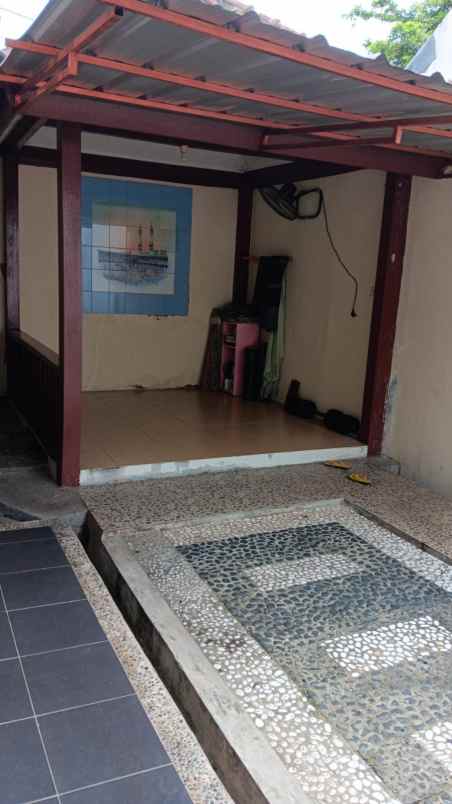 dijual villa hajimena