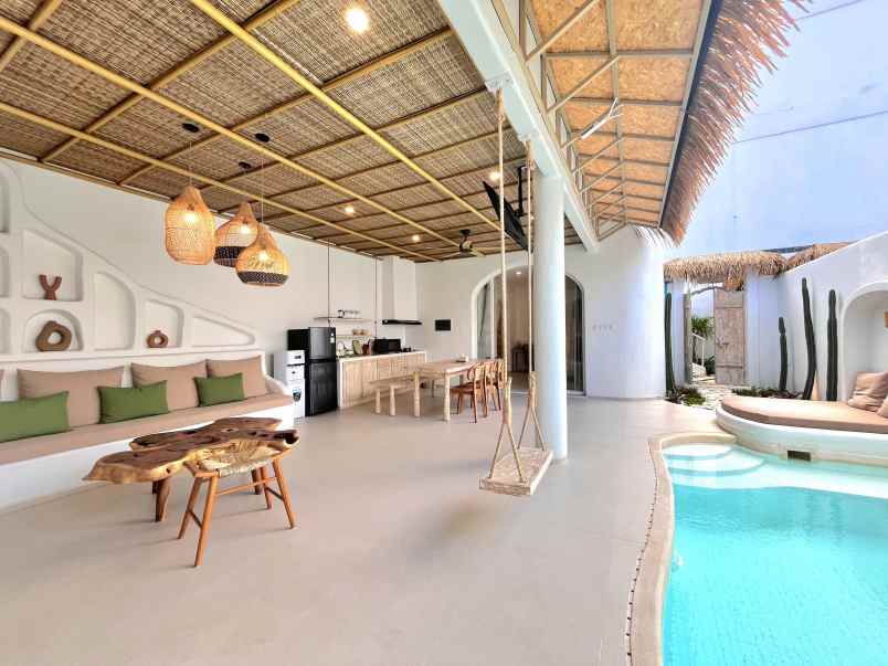 dijual villa jalan raya uluwatu pecatu