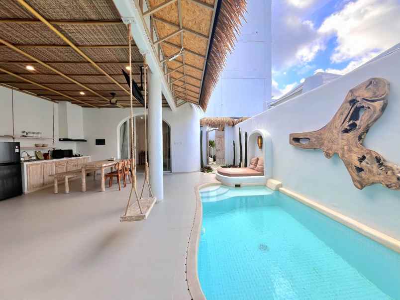 dijual villa jalan raya uluwatu pecatu
