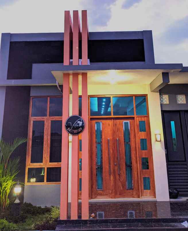 dijual villa tamanmartani kec kalasan