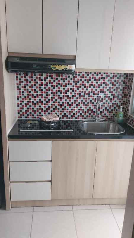 disewakan apartemen educity tower yale lantai 28