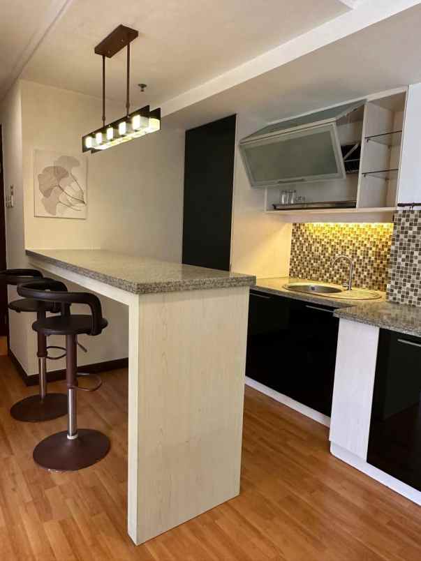 disewakan apartemen pakuwon indah lontar