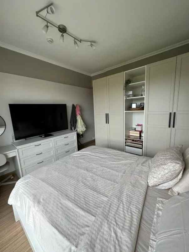 disewakan apartemen sky house kamar 3 1