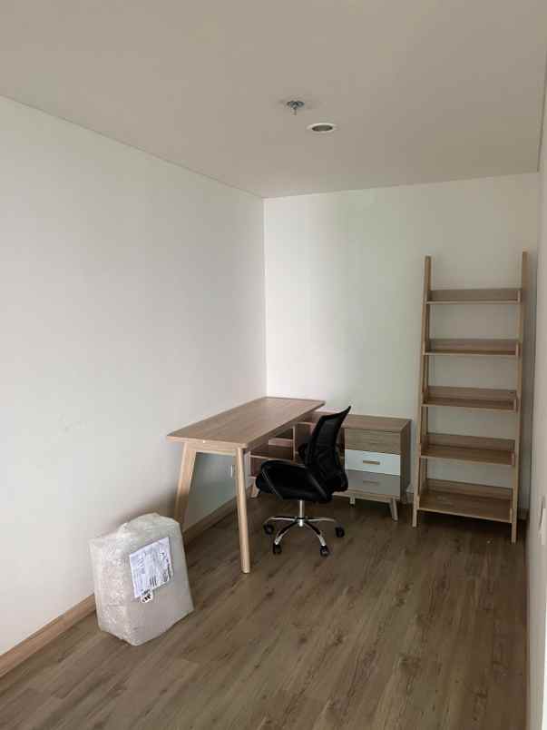 disewakan apartemen st moritz kembangan jakarta barat