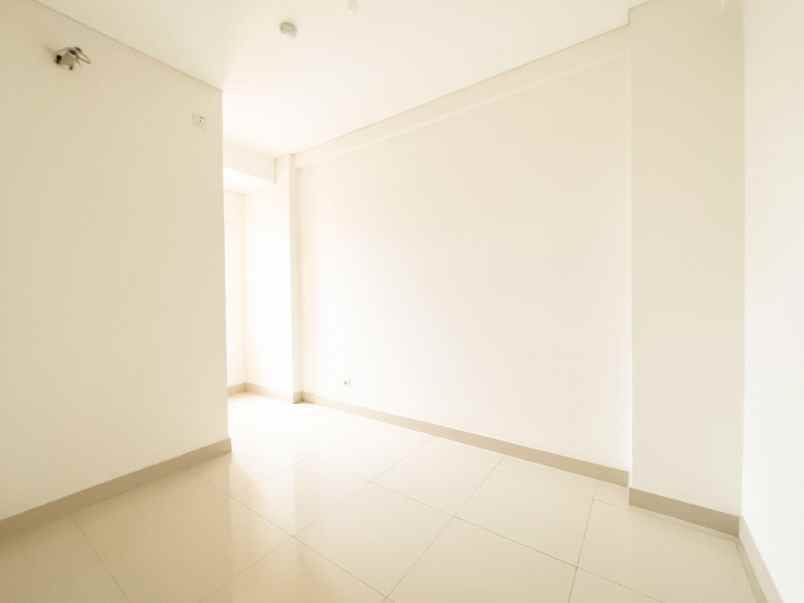 disewakan apartment 2br unfurnished di bekasi