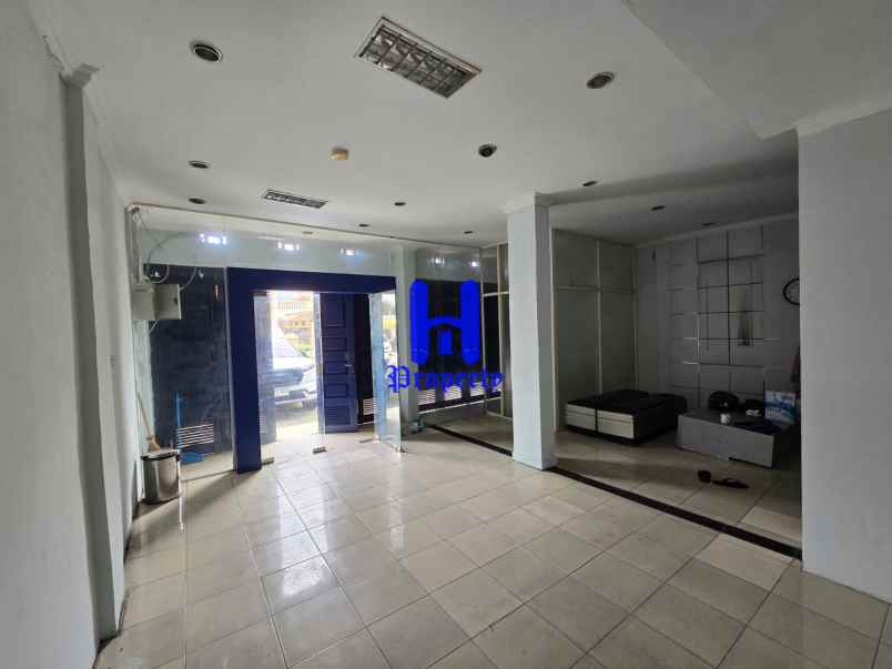 disewakan ruko gudang kantor jalan pabrik tenun
