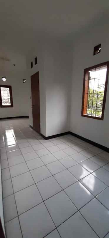disewakan ruko gudang kantor jl sulaksana sayap terusan