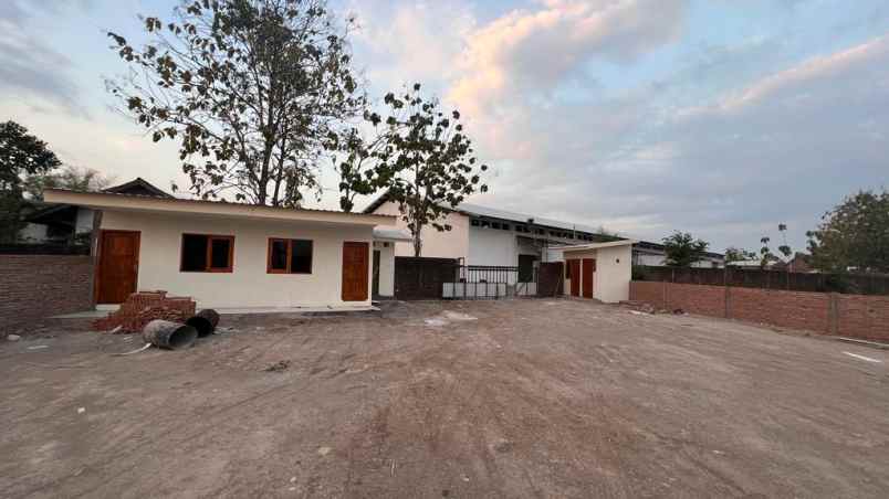 disewakan ruko gudang kantor raya magetan raya maospati