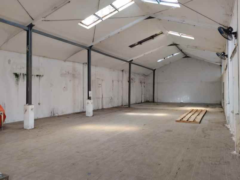 disewakan ruko gudang kantor teluk purwokerto selatan