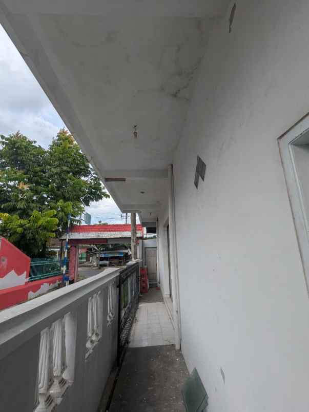 disewakan ruko strategis 2 lantai jalan provinsi