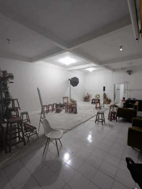 disewakan ruko strategis 2 lantai jalan provinsi