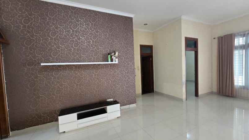 disewakan rumah arcawinangun