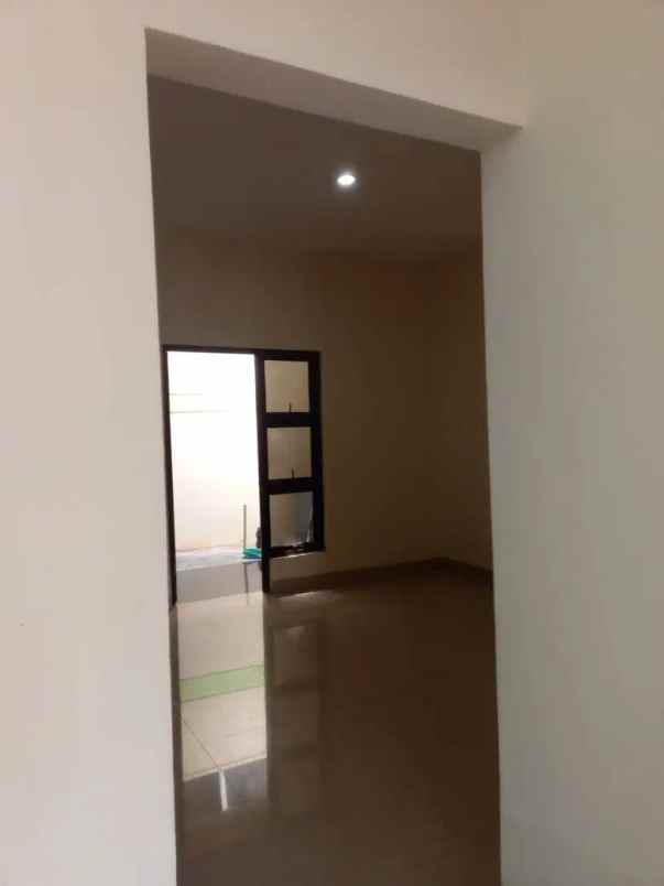 disewakan rumah bintaro terrace 2 lokasi dekat stasiun