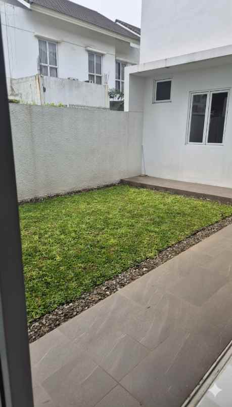 disewakan rumah cluster palm spring jgc