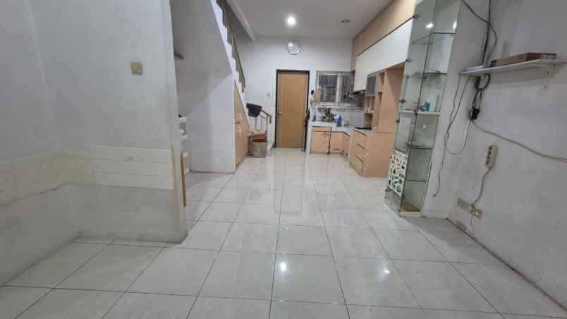 disewakan rumah gading griya residence