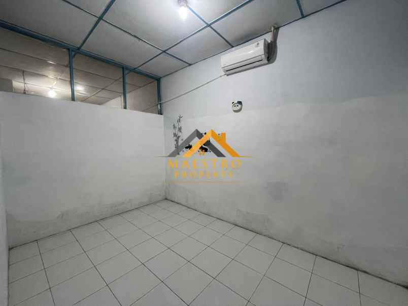 disewakan rumah komplek bersama karya