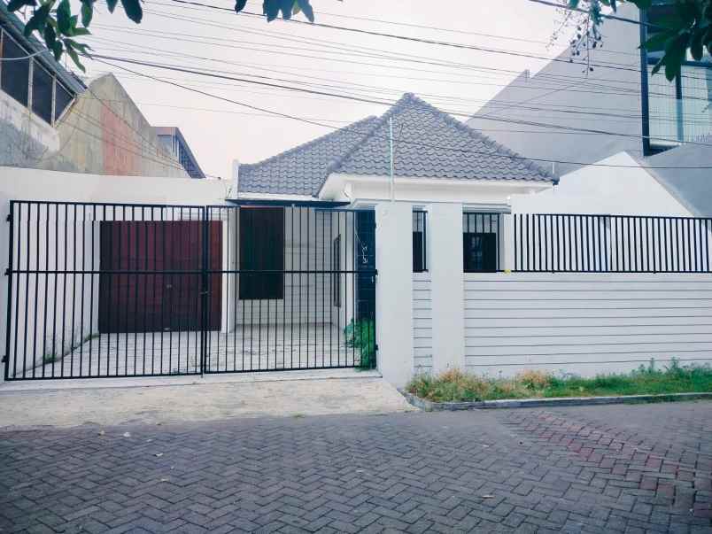 disewakan rumah manyar tirtomoyo sukolilo
