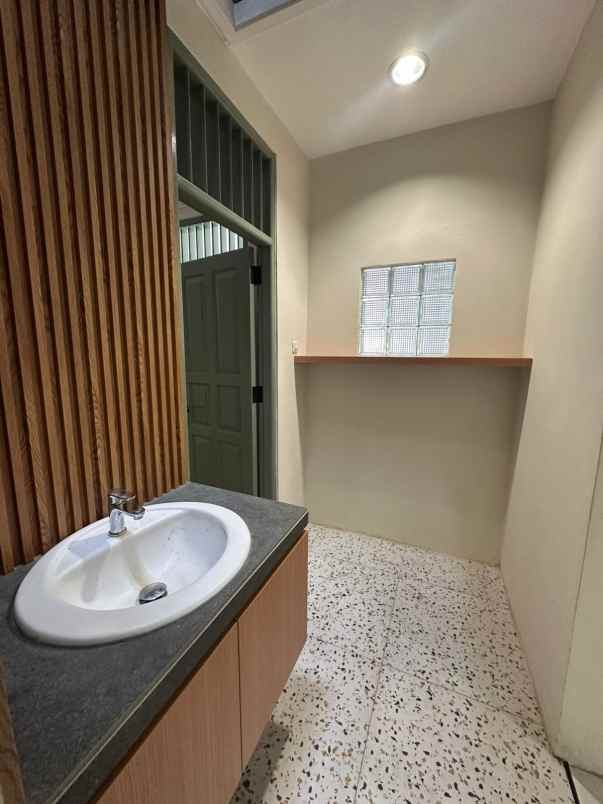 disewakan rumah rempoa