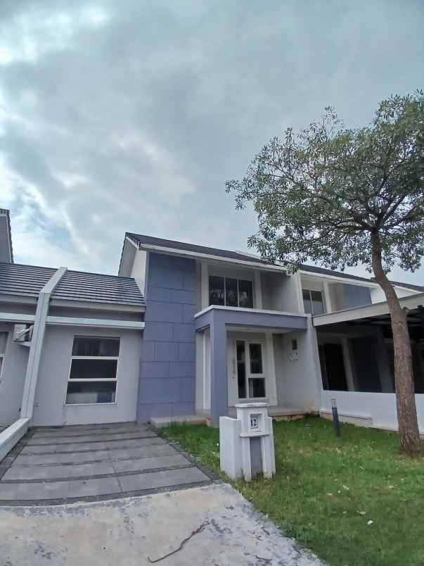 disewakan rumah suvarna sutera cluster