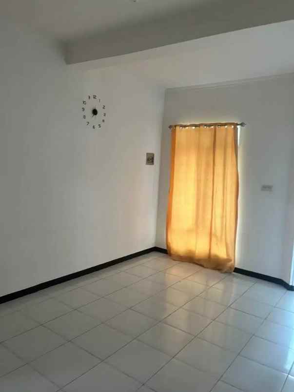 disewakan rumah villa bintari regency