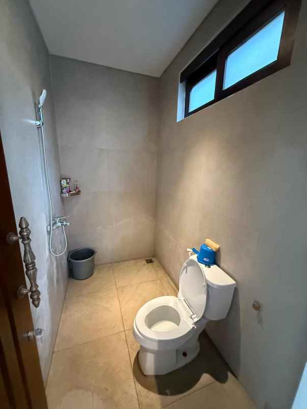 for rent semi villa house in canggu bali