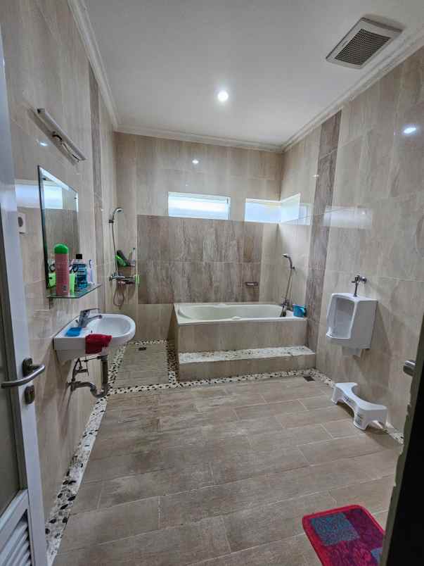 for sale lokasi citragran cibubur posisi hook