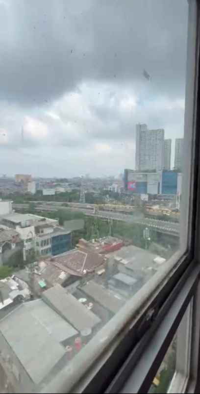 jual apartemen semi furnished menara latumeten jak bar