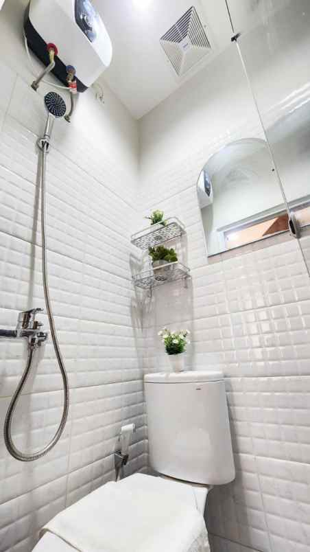 jual kost full penghuni di tanjung duren jakarta barat