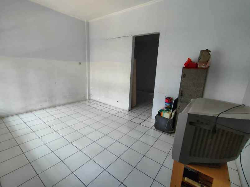 jual rumah bentuk ruko